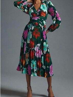 Anthropologie Emerald Green Floral Pleated Midi Dress